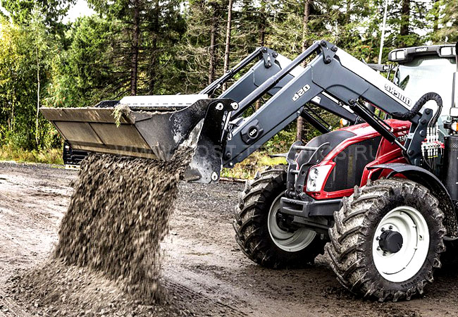 Quicke. Q56_Мульти-ковш_4 в 1_05_Valtra N123_web.jpg